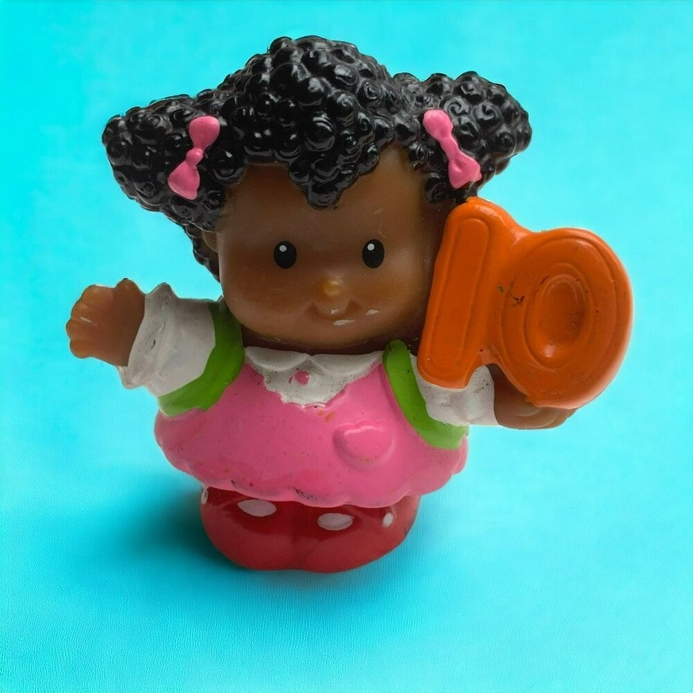 Fisher Price Girl in Pink Dress Holding 10, Little People Time To Learn -  2005